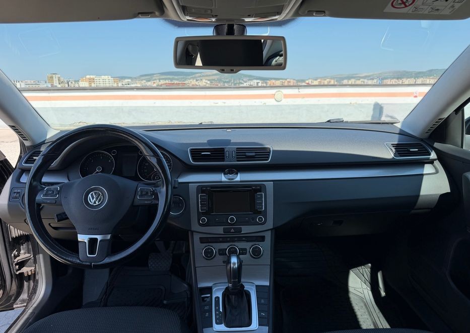 Volkswagen Passat 2014 | Motor Diesel | Cutie Automată | 165.000 km | Culoare Negru | Stare Foarte Bună | Unic / Al Doilea Proprietar - Imagine 6