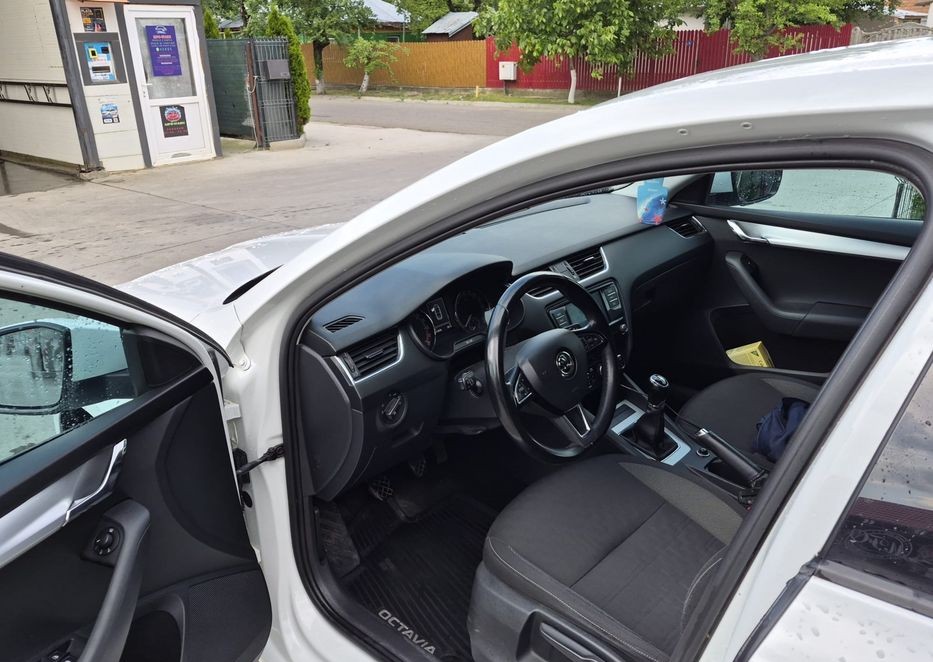 Skoda Octavia 2017 (2016) | 9.500 € | 220.000 km | Revizie Recentă | Folie Față/Spate | Stare Impecabilă - Imagine 6