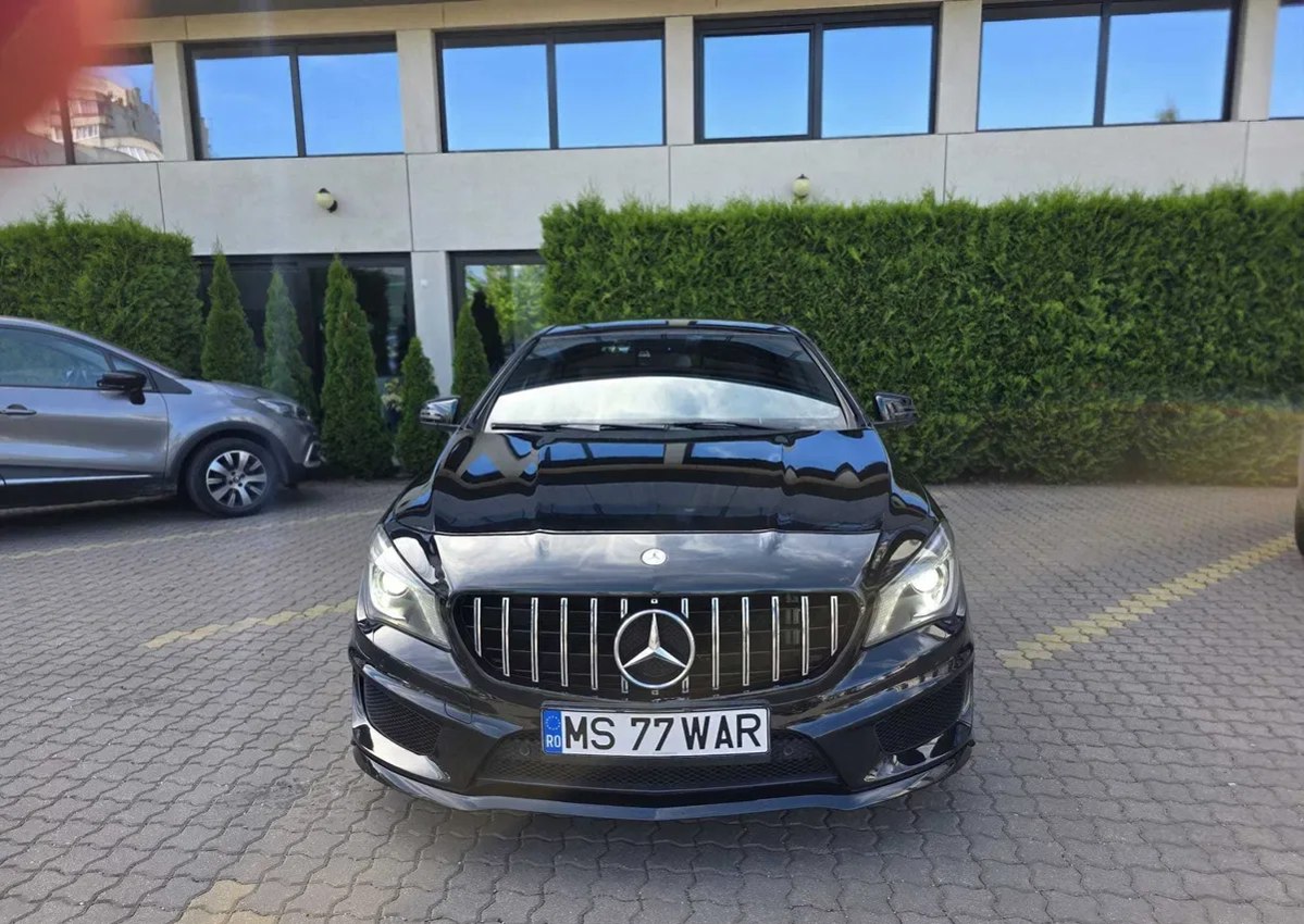 Mercedes-Benz CLA 200 AMG - Imagine 2
