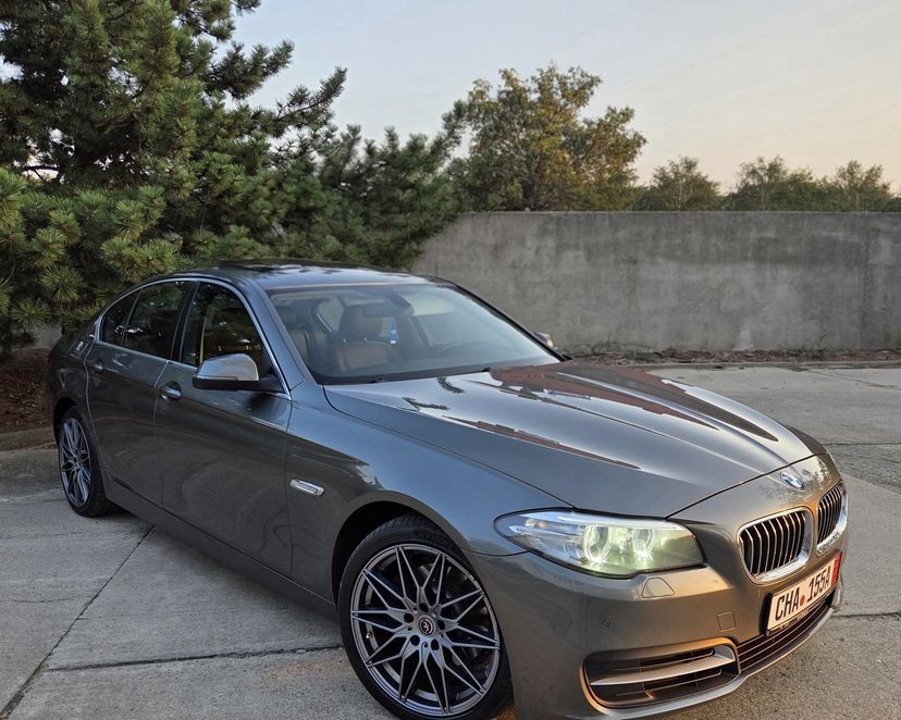 BMW 520d EfficientDynamics | 2014 | 2.0d 163 CP | Euro 6 | Cutie Manuală | Vopsea Originală & Fără Daune | Jante 19" Vară + Set Iarnă - Imagine 2