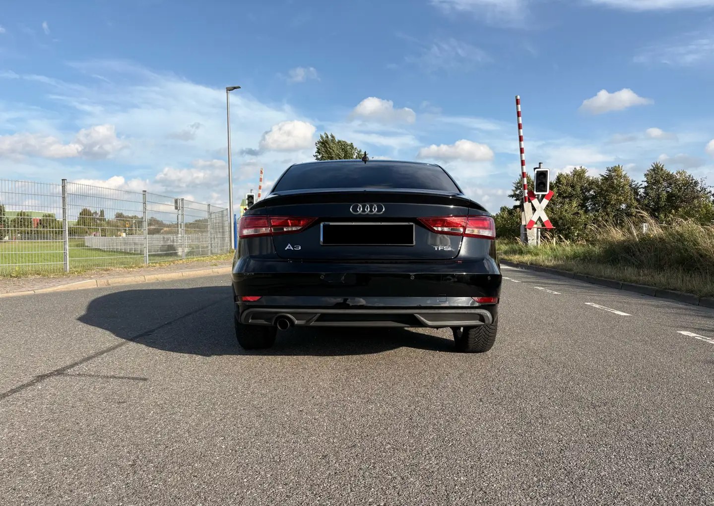 Audi A3 1.0 TFSI S tronic 116 CP | CarPlay | Xenon | Încălzire scaune | Senzori parcare | 104.000 km - Imagine 12