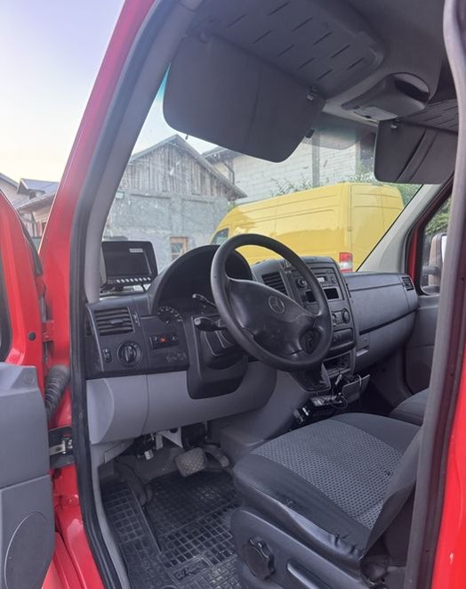 Mercedes-Benz Sprinter 519 CDI V6 190 CP | Cutie Automată | Prelată pe role + Lift | Detarat 3.5t (Cat. B) | Stare impecabilă - Imagine 7