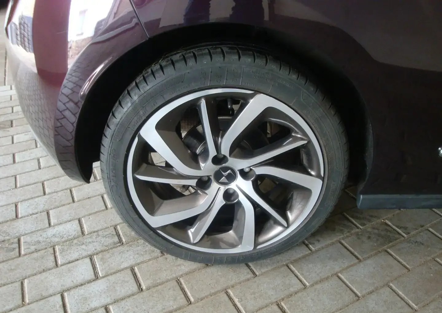 Citroën DS3 Sport Chic Cabrio - Imagine 9