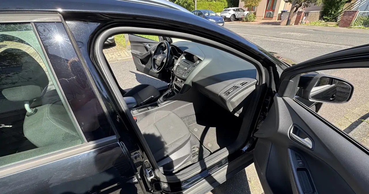Ford Focus 1.0 EcoBoost Business | 125 CP | 2018 | 98.370 km | 8 roți | Fără accidente - Imagine 9