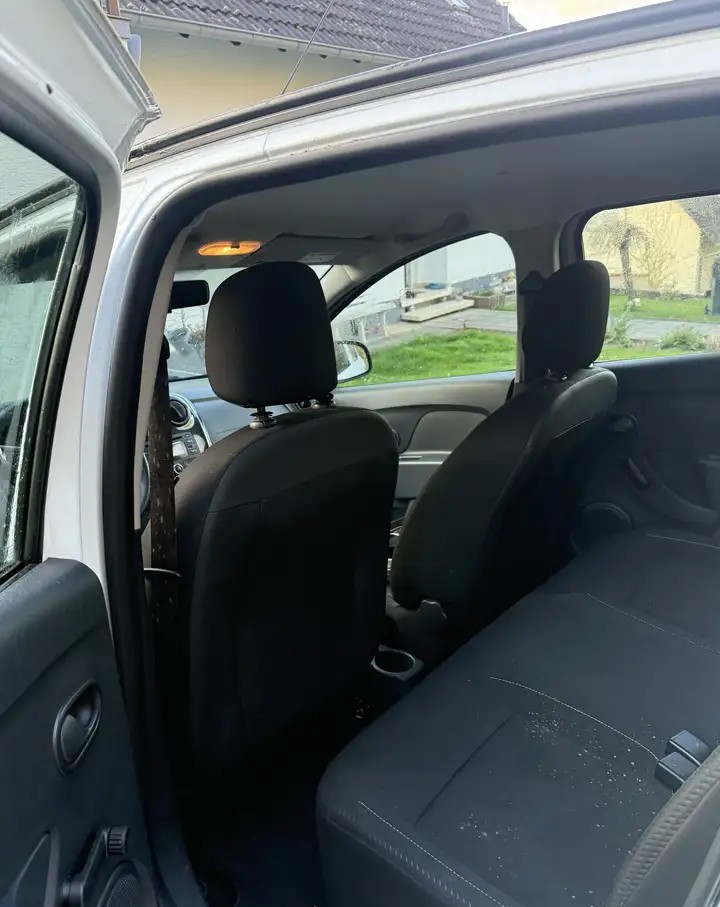 Dacia Sandero 1.2 16V 75 CP Essentiel – 2017, Benzină, Istoric Service - Imagine 5