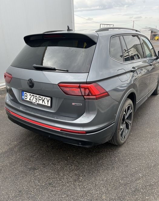 Volkswagen Tiguan 2020 | 2.0 BiTDI 240 CP | 4Motion | DSG | 180.000 km | Panoramic | Cameră 360 | Masaj | Posibilitate Rate pentru Firme - Imagine 3