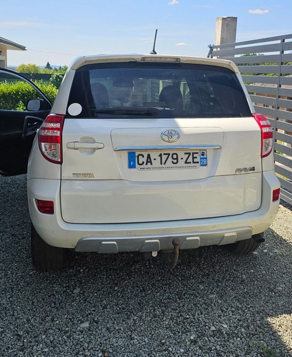 Toyota RAV4 2.2 Diesel 4x4 - Imagine 3