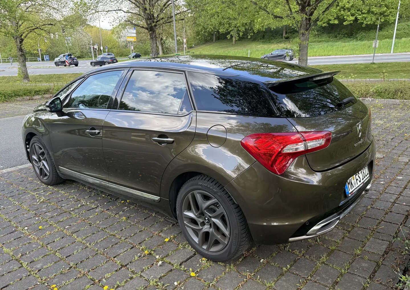 Citroën DS5 2.0 BlueHDi 180 CP Automată | Xenon | Istoric service complet + Distribuție schimbată | TÜV 07/2027 | 8 roți - Imagine 5
