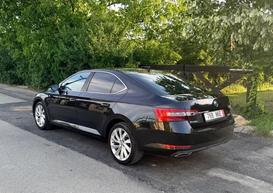 Škoda Superb 2.0 TDI - Imagine 4