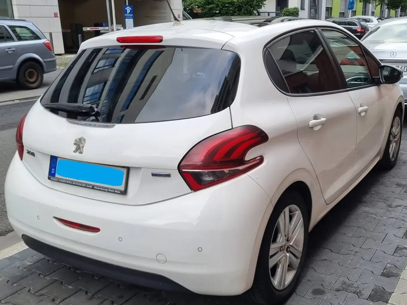 Peugeot 208 PureTech 82 Active - Imagine 5