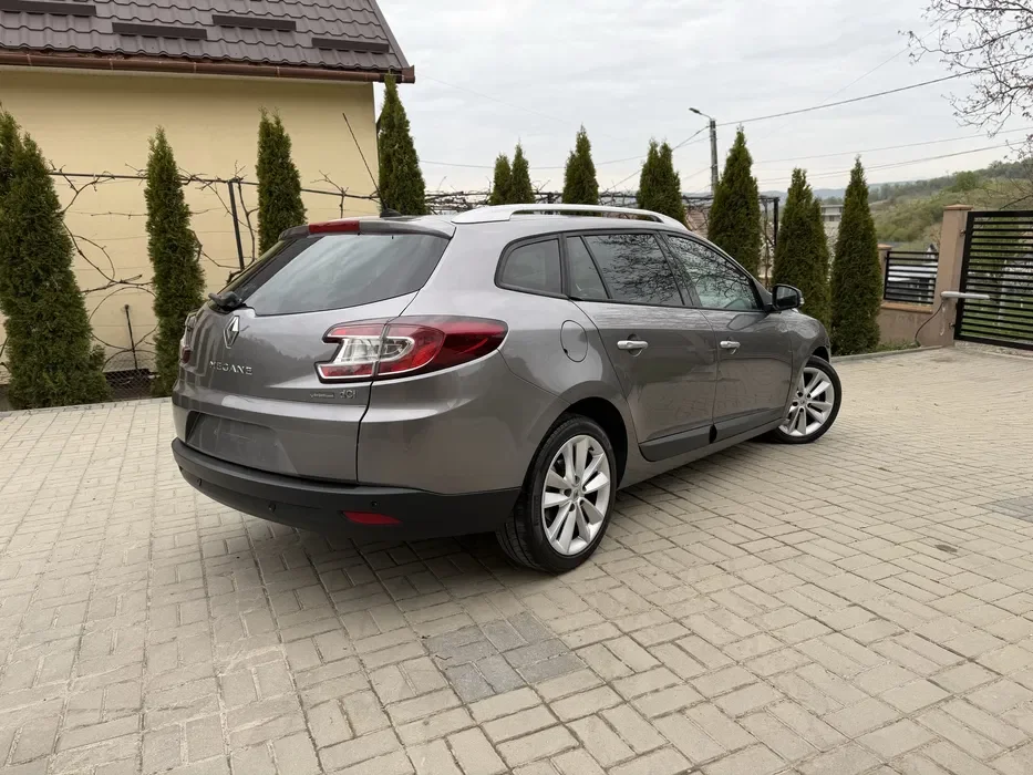 Renault Megane 3 BOSE Edition 2010 | 1.9 dCi 131 CP | Euro 5 | Full Option - Imagine 2