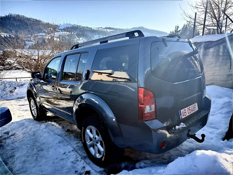 Nissan Pathfinder 2.5 Diesel 4x4 Automat | 7 Locuri | 185.000 km | Off-Road - Imagine 5