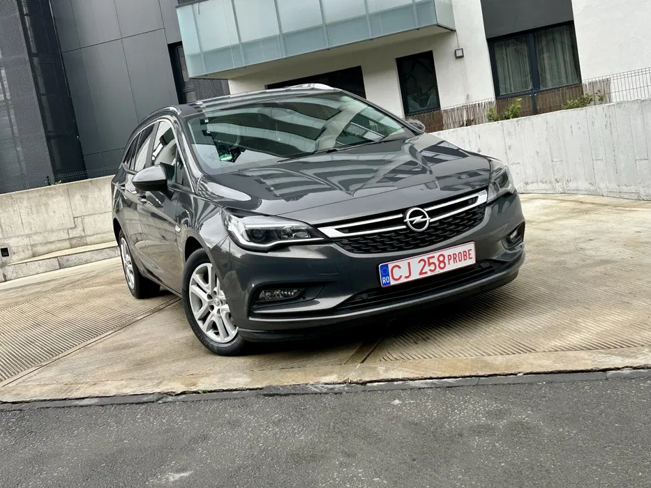 Opel Astra Sports Tourer+ 1.6 CDTI | 2017 | Garanție 12 Luni