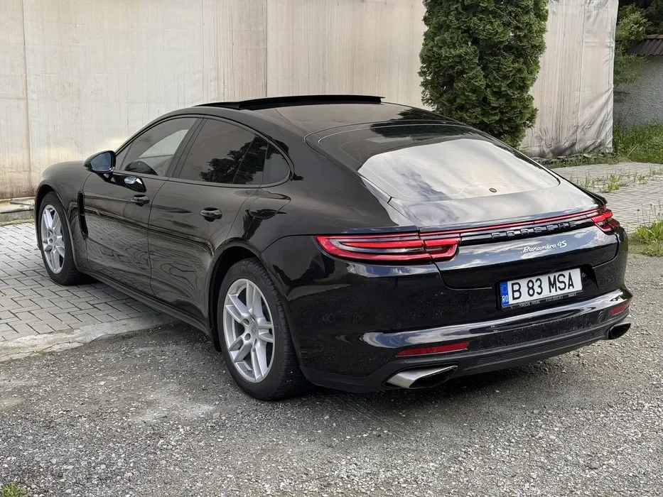 Porsche Panamera 4 E-Hybrid 2018 | 112.000 km Istoric Porsche | Unic Proprietar RO | Ușor Avariat Spate - Imagine 4