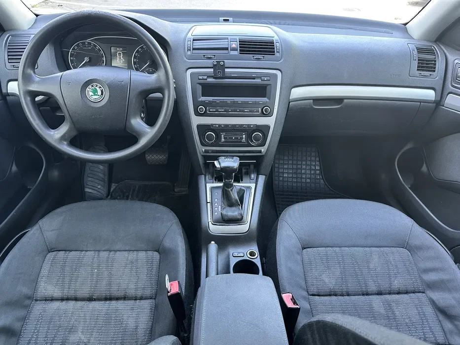 Skoda Octavia 2011 1.9 TDI BXE | Automat | Fără DPF din Fabrică | Mecanic Foarte Bună | Variante - Imagine 6