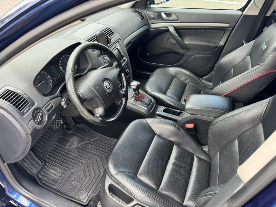 Skoda Octavia 2 Facelift-Look 2008 | 1.9 TDI 105 CP | DSG Automată | Pachet Drumuri Grele | Interior Sport vRS Piele | Unic Proprietar - Imagine 6