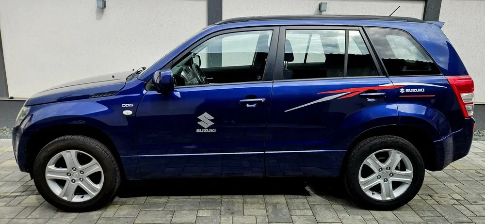Suzuki Grand Vitara 1.9 DDiS | 4x4 cu Reductor | Import Germania | Încălzire Scaune - Imagine 2