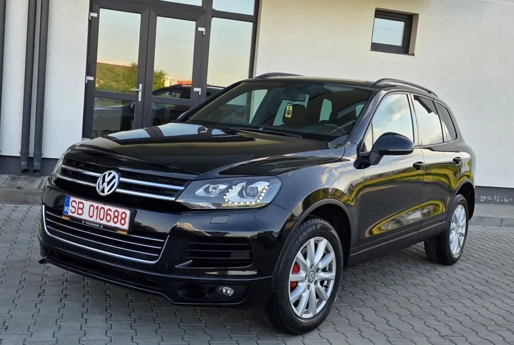 Vând/Schimb VW Touareg R-line 3.0 TDI 4MOTION 2013 • Automat 8+1 • 240.000 km • Recent Germania
