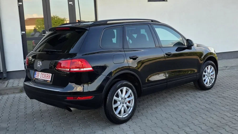 Vând/Schimb VW Touareg R-line 3.0 TDI 4MOTION 2013 • Automat 8+1 • 240.000 km • Recent Germania - Imagine 4