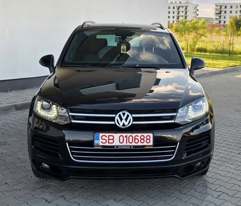 Vând/Schimb VW Touareg R-line 3.0 TDI 4MOTION 2013 • Automat 8+1 • 240.000 km • Recent Germania - Imagine 5