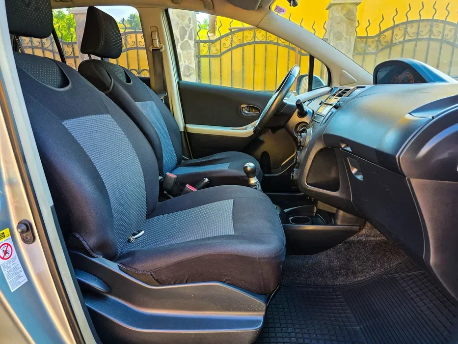 Toyota Yaris Facelift 2010 | 1.0 Benzină Euro 5 | 172.000 km Reali | Impecabilă - Imagine 6
