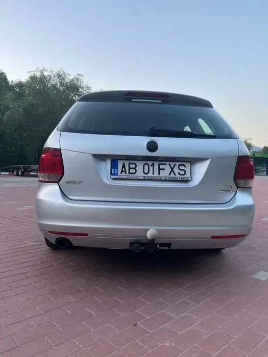Volkswagen Golf VI 1.6 TDI 2010 | Euro 5 | Dublu Climatronic | Navigație Touchscreen | Preț Negociabil - Imagine 3