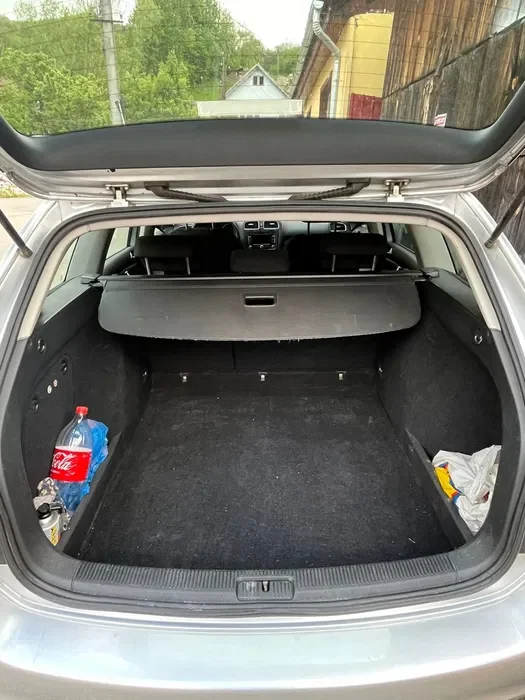 Volkswagen Golf VI 1.6 TDI 2010 | Euro 5 | Dublu Climatronic | Navigație Touchscreen | Preț Negociabil - Imagine 6